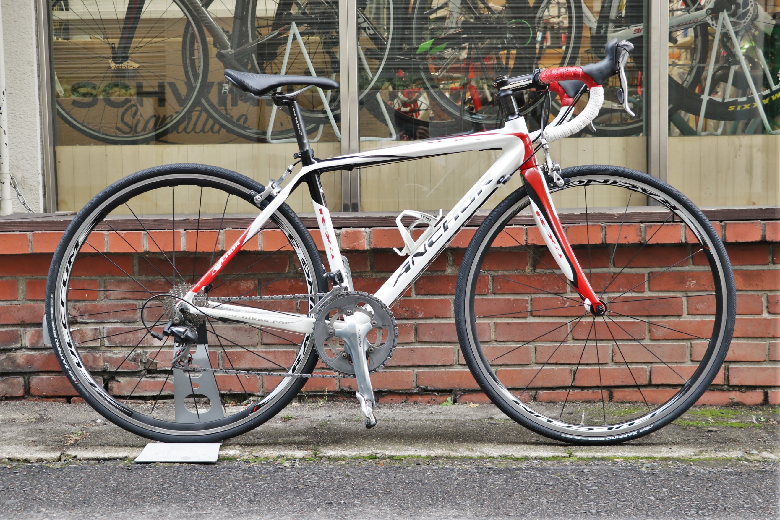 Anchor RFX8 - 自転車本体